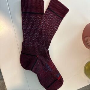 Bombas Honeycomb Burgundy Crew Socks Unisex Size Small NWOT